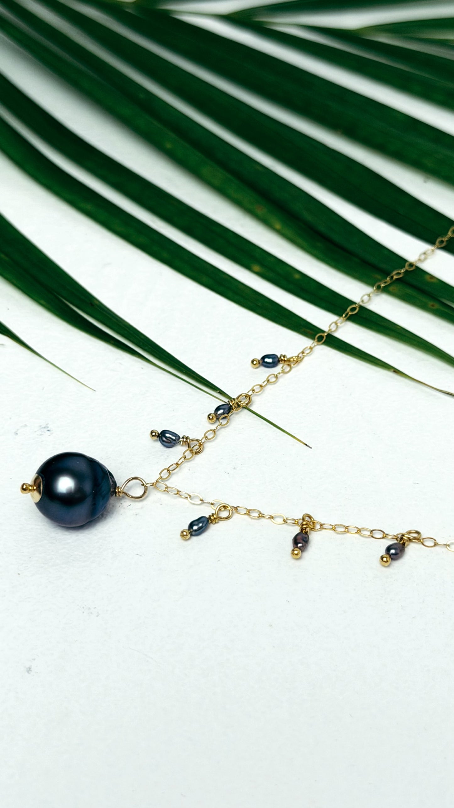 Tahitian Black Pearl Charm Necklace Gold Filled